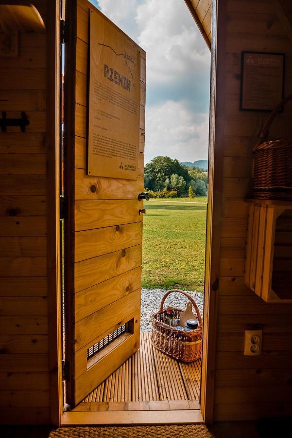 Glamping Ob Robu Gozda Hotel Kamnik Bagian luar foto