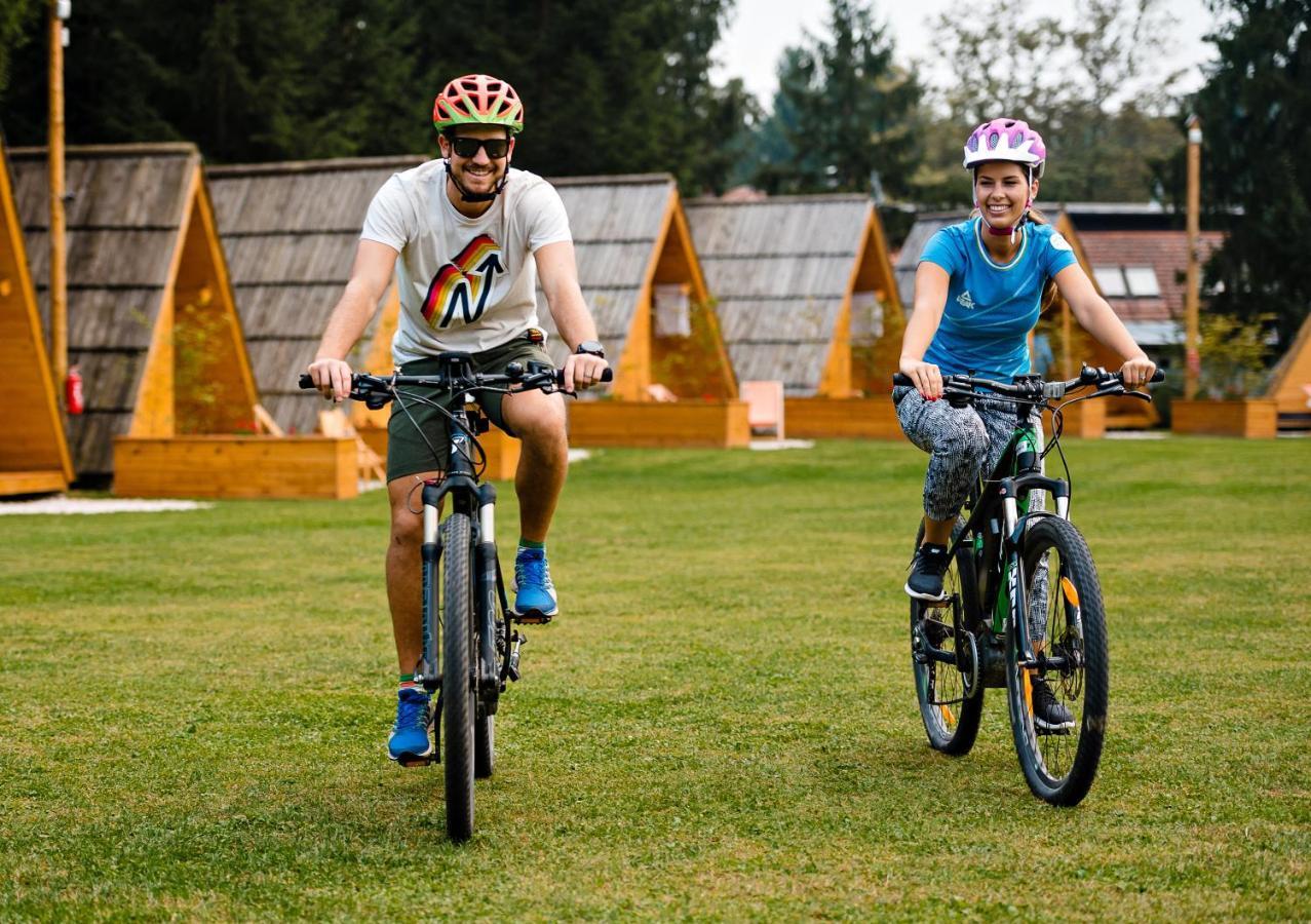 Glamping Ob Robu Gozda Hotel Kamnik Bagian luar foto