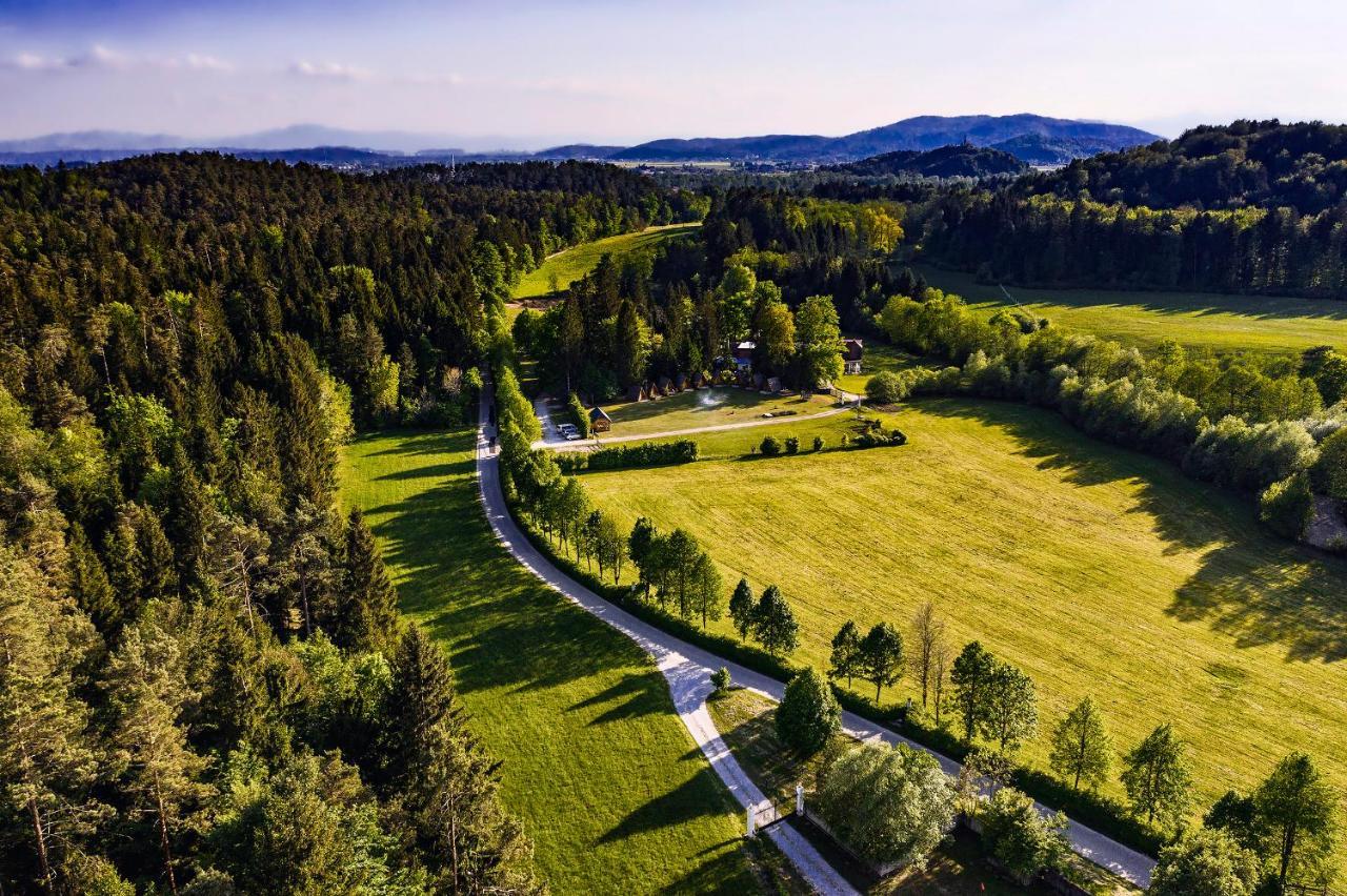 Glamping Ob Robu Gozda Hotel Kamnik Bagian luar foto