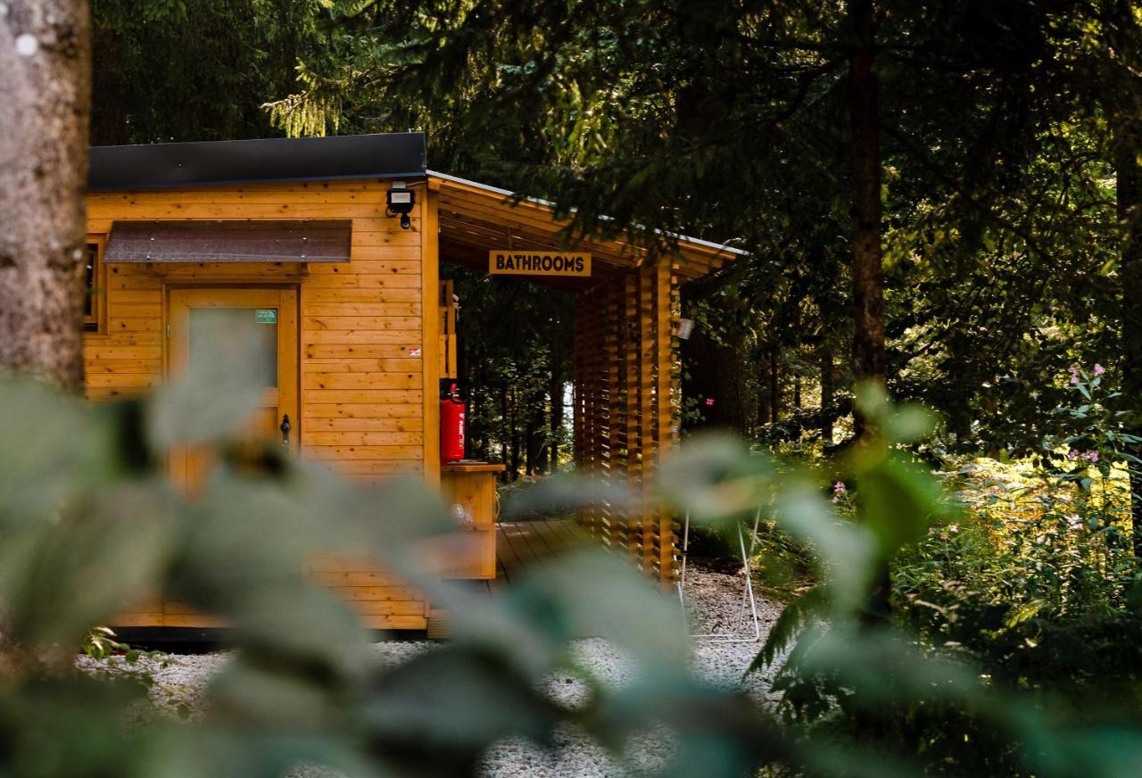 Glamping Ob Robu Gozda Hotel Kamnik Bagian luar foto