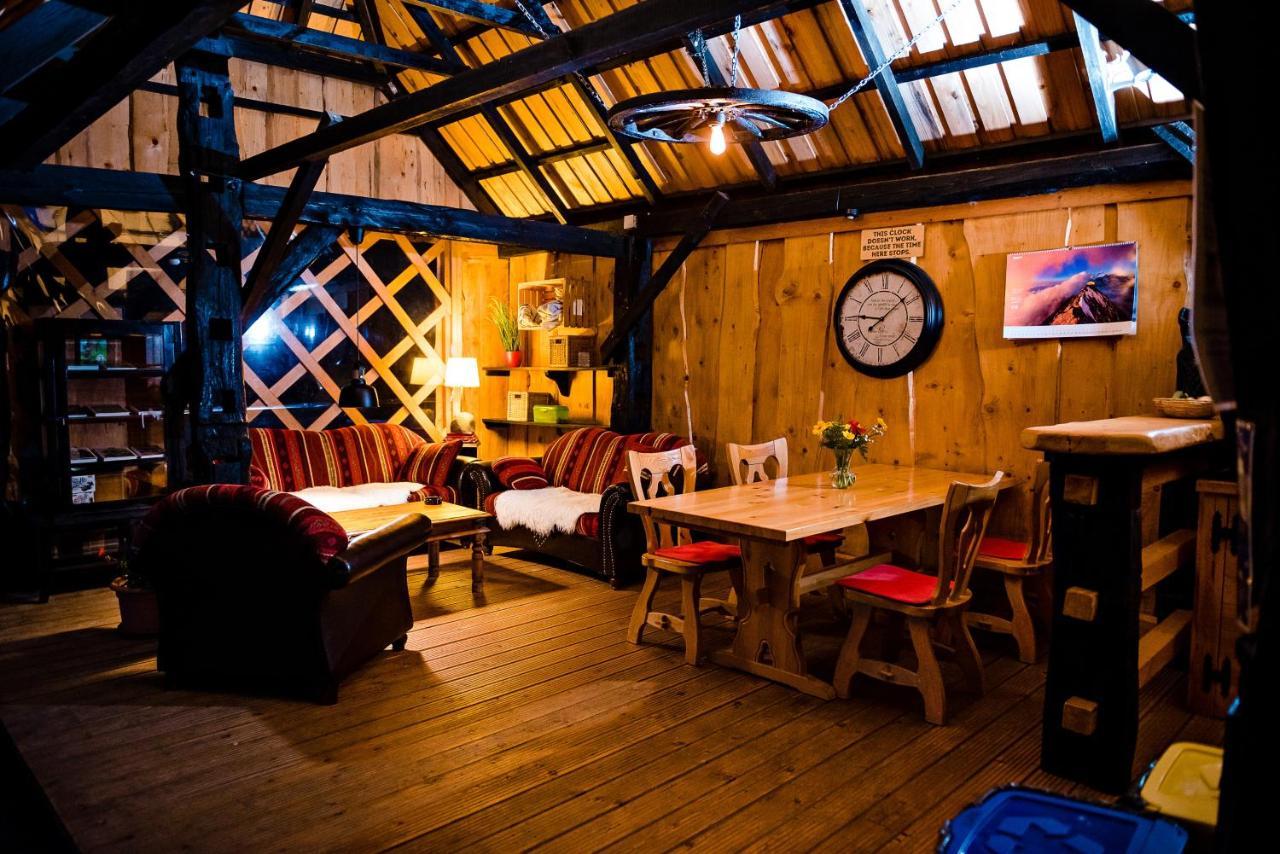 Glamping Ob Robu Gozda Hotel Kamnik Bagian luar foto